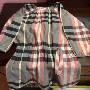 Burberry dress girl
